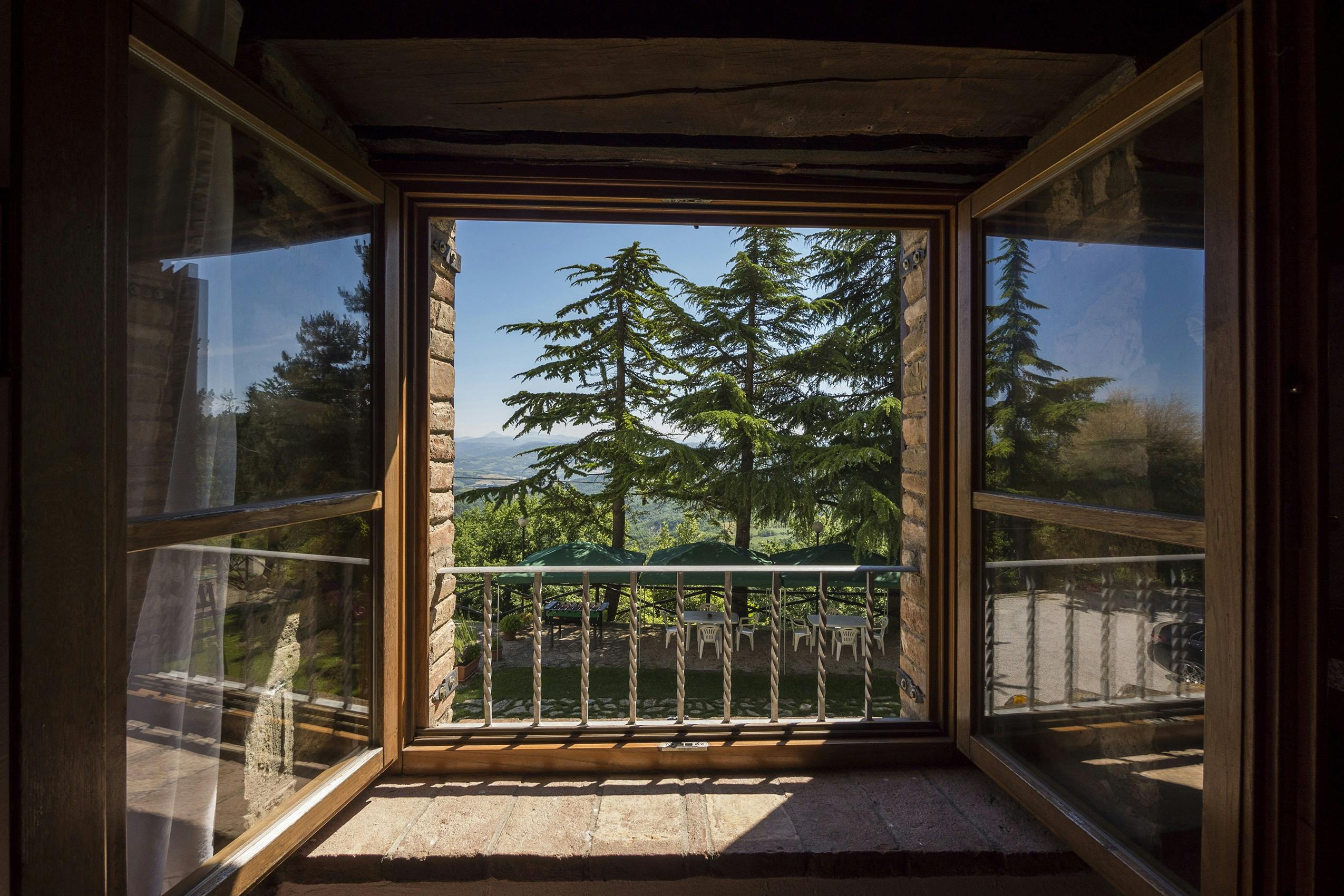 Voir 3 arbres depuis sa fenêtre : une utopie ou une sagesse ancienne ?